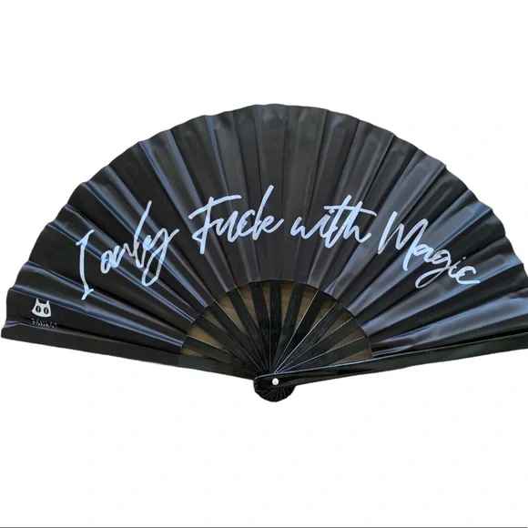 Folding handfan - Picture 1 of 1